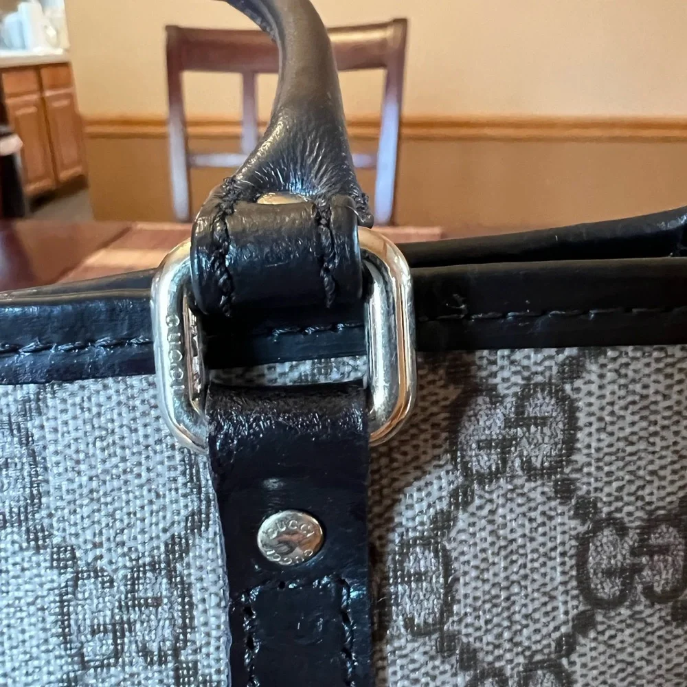 Gucci shoulder bag - Picture 10 of 16